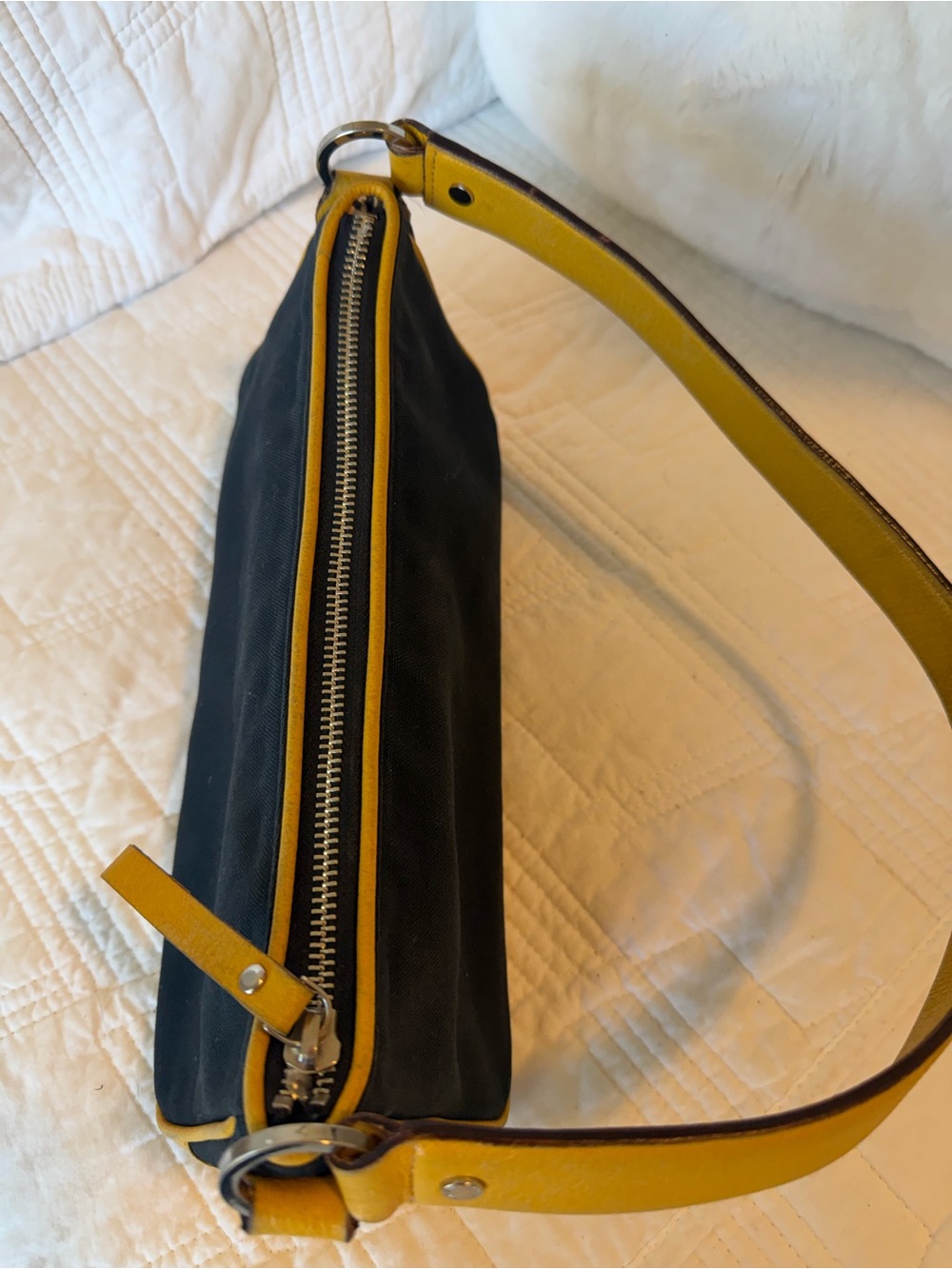 Kate Spade Rare Black and Mustard Canvas and Leather Shoulder Bag 10x4.75 - Picture 10 of 11